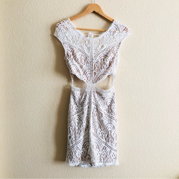 Hello Molly White Lace Cutout Open Back Dress Size L - Picture 2 of 6